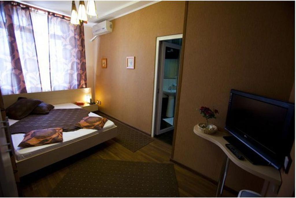 Hotel La Gil 부쿠레슈티 외부 사진