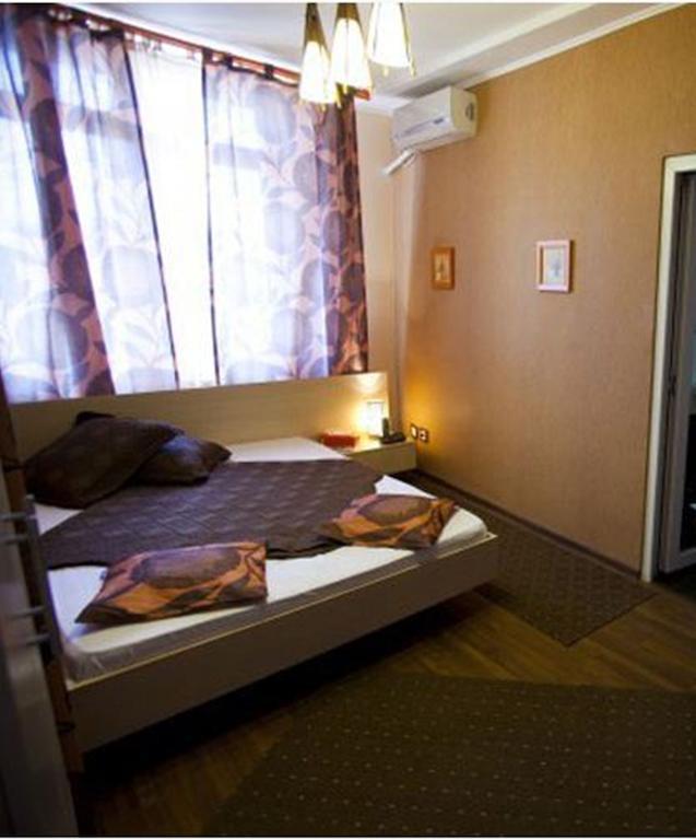 Hotel La Gil 부쿠레슈티 외부 사진