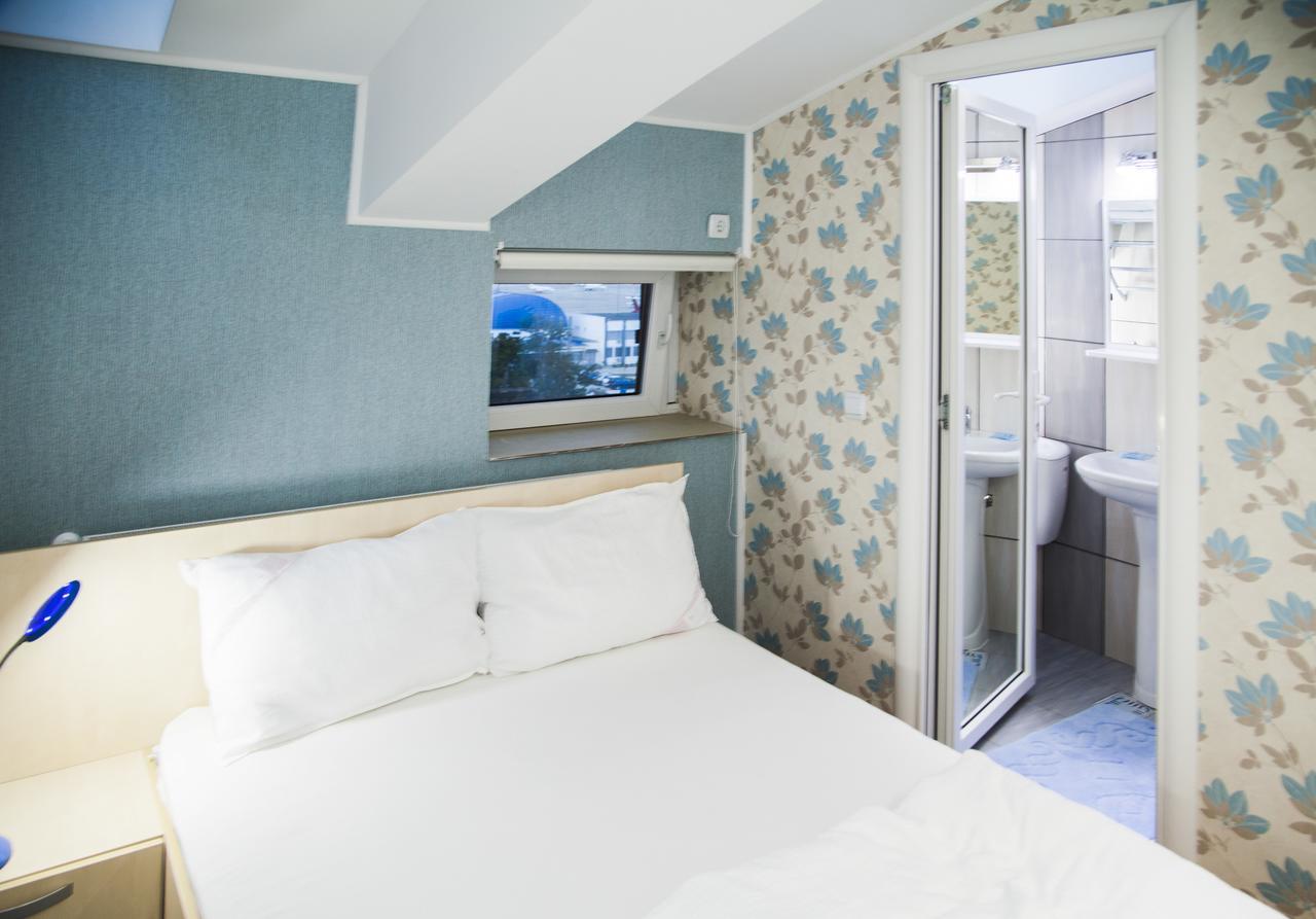 Hotel La Gil 부쿠레슈티 외부 사진